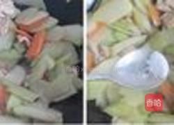 佛手瓜炒胡萝卜的做法图解5