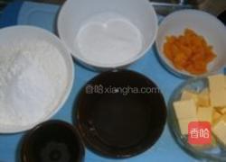 柠香桃心小蛋糕的做法图解1