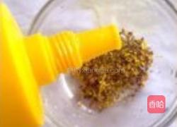 蜜桂花黄桃龟苓膏的做法图解9