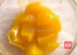 蜜桂花黄桃龟苓膏的做法图解11