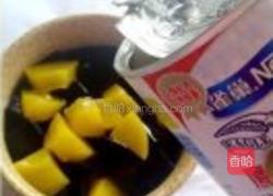 蜜桂花黄桃龟苓膏的做法图解13