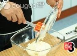 覆盆子慕斯的做法图解3