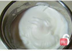 樱桃彩绘蛋糕卷的做法图解6