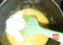 黑巧克力冰淇淋的做法图解1