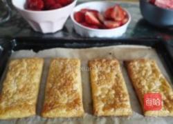 草莓拿破仑的做法图解1