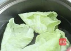 包菜肉糜卷的做法图解2