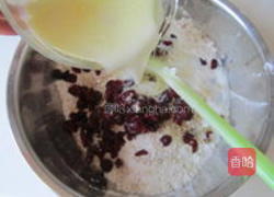 蔓越莓燕麦马芬的做法图解6