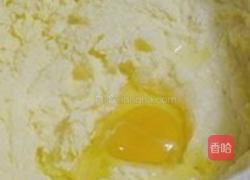 巧克力酱杯子蛋糕的做法图解2