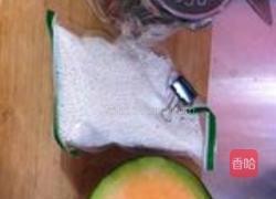 哈蜜瓜椰浆西米露的做法图解1