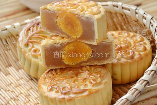 自制广式莲蓉蛋黄月饼