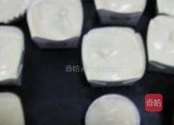 黄金杯子海绵蛋糕的做法图解10