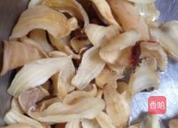 雪耳莲子百合糖水的做法图解3