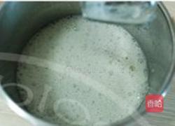 圣诞树根蛋糕的做法图解1