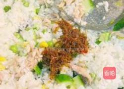 XO酱吞拿鱼炒饭的做法图解1