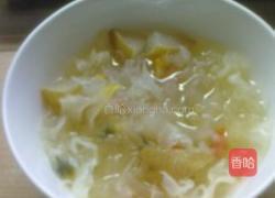 菊花冰糖雪梨银耳汤的做法图解3