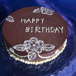 巧克力慕斯刷绣蛋糕的做法[图]