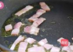 橄榄油培根炒双菇的做法图解5