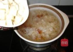 桃胶银耳雪梨的做法图解5