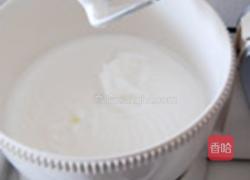 草莓雪人甘那许夹层蛋糕的做法图解4