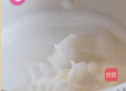 黄桃鲜奶油蛋糕的做法图解3