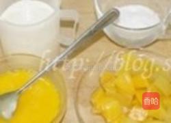 黄桃蛋挞的做法图解1