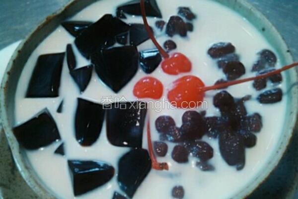 椰汁红豆龟苓膏