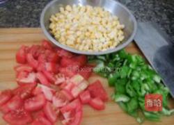 番茄炒玉米粒的做法图解2