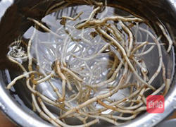 珍选捞汁折耳丝的做法图解2