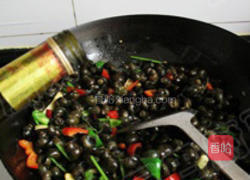 紫苏炒青螺的做法图解11