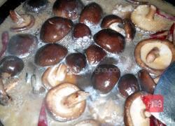 红烧香菇炖鸡的做法图解6