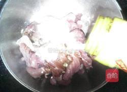 蒜苔炒肉的做法图解3