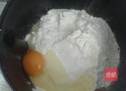 家常手擀面之蚬子汤面的做法图解1