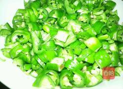 线椒炒豇豆的做法图解2