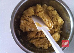 玉米面花生桃酥的做法图解3