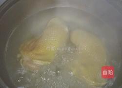 青酱嫩滑白斩鸡的做法图解3