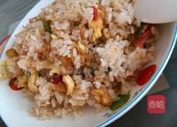 西拉蛋炒饭的做法图解2