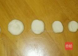 奶香白玫瑰馒头的做法图解2