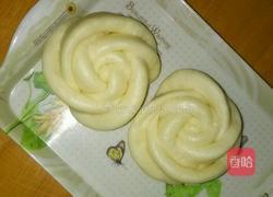 奶香白玫瑰馒头的做法图解6