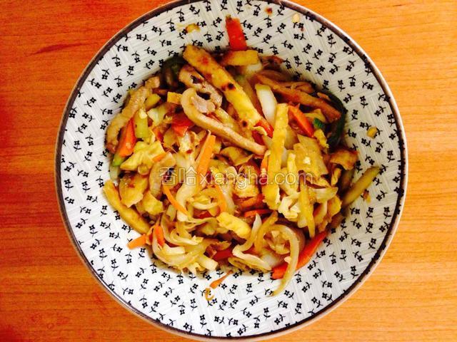 酸辣蔬菜鸡蛋炒饼