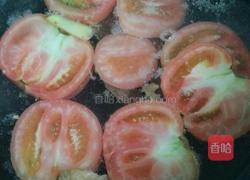 番茄鸡蛋紫菜汤的做法图解2