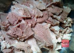 酸菜猪脚的做法图解3