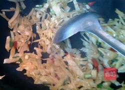 酸菜猪脚的做法图解6