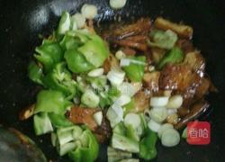 香干回锅肉的做法图解6