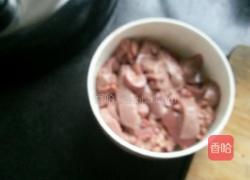 皎白炒腰子的做法图解2