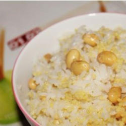 黄豆小米饭的做法[图]