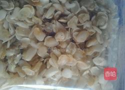 皂角黄耳莲子汤的做法图解1