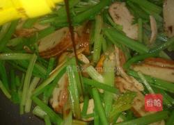药芹炒香干的做法图解5