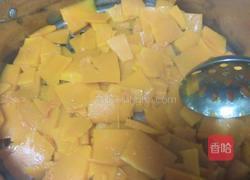 奶香南瓜馒头的做法图解2