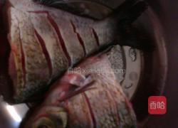 红烧鳊鱼的做法图解3