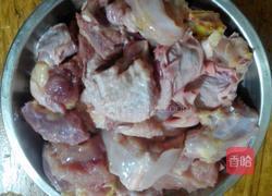 老鸡鱼鳔汤的做法图解3